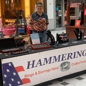 Meet your Posher, Faith